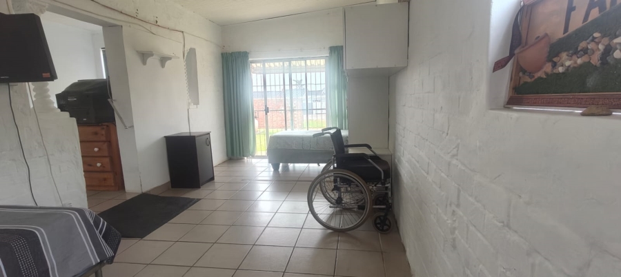 9 Bedroom Property for Sale in Bramhope Eastern Cape